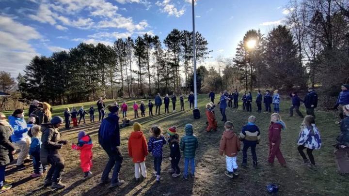 Spejdere i en rundkreds